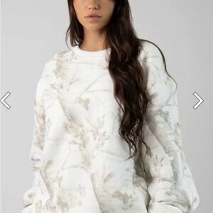 Women's Cream Patterned Crew Neck Sweater